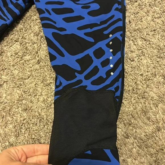 Nike dry fit leggings - Picture 9 of 10